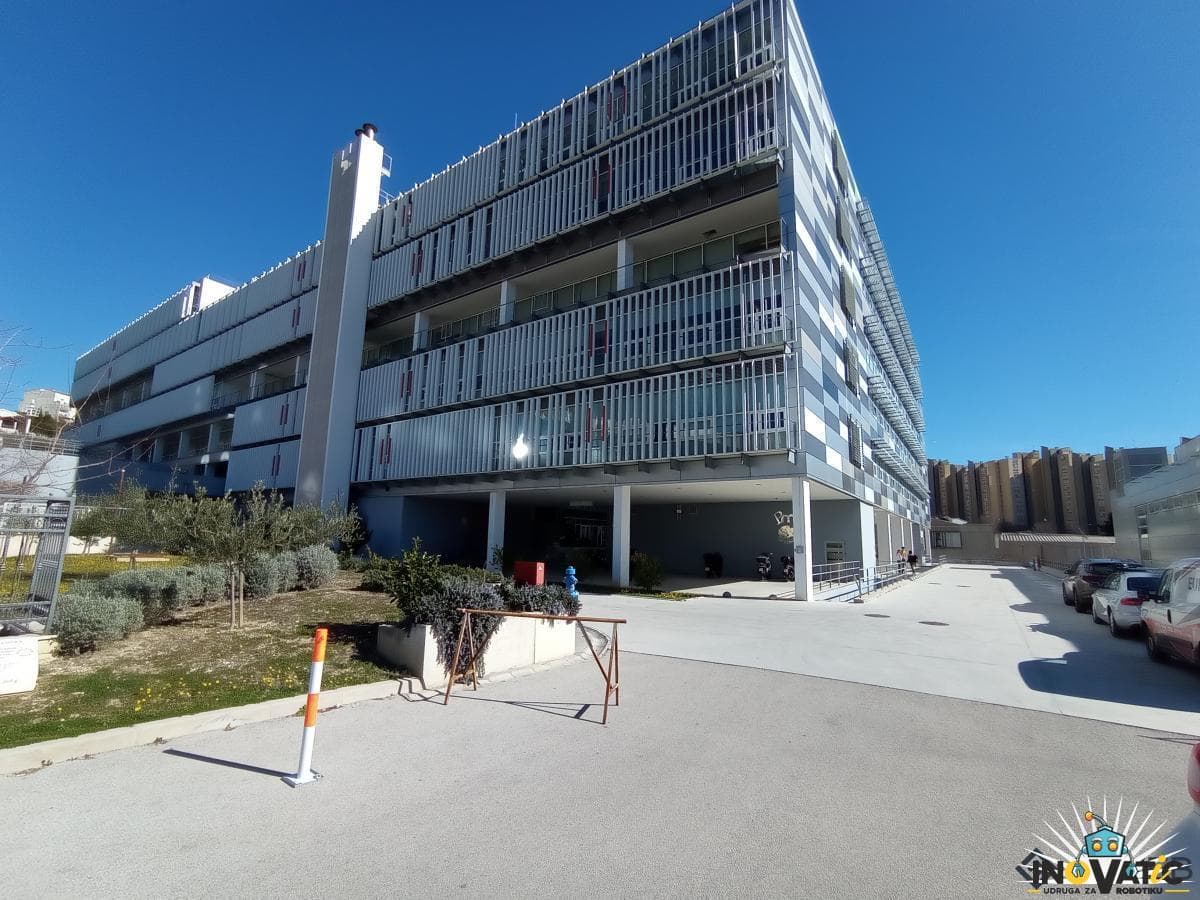 Prostor na Prirodoslovno-matematičkom fakultetu, Ruđera Boškovića 33, Split