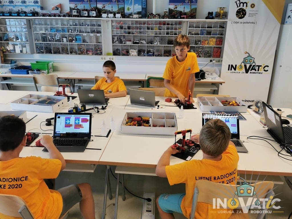 Prijave za ljetna školu robotike 2022. za polaznike 6 – 9 godina.