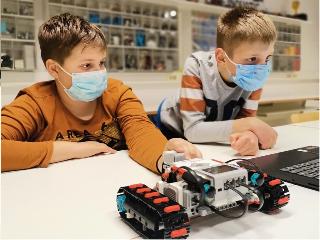 Besplatne Proljetne radionice robotike 2022.