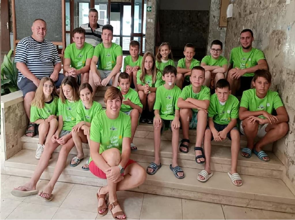 Održane tri Ljetne škole robotike na Braču u sklopu EU projekta “Bilo kuda STEM svuda”.